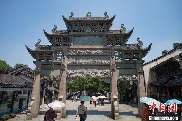 救援小绿龙